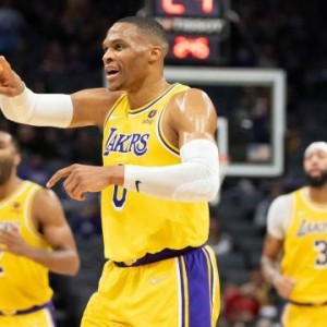 华体会-杜兰特留队湖人怎么办？送走韦少仍是第一选择
